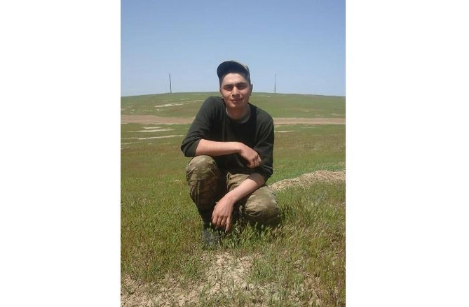 Bəhruz Hüseynov: Düşmənin onlarla hərbi texnikasını məhv edən, iki müharibənin qəhrəmanı olan şəhidimiz — FOTOLAR Bəhruz Hüseynov: Düşmənin onlarla hərbi texnikasını məhv edən, iki müharibənin qəhrəmanı olan şəhidimiz — FOTOLAR