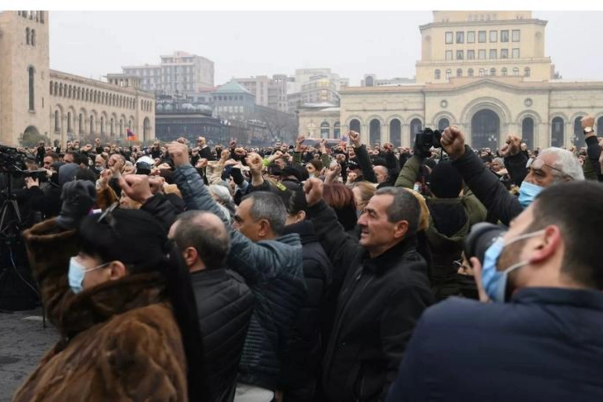 Bu gün Ermənistan müxalifəti küçələrə çıxacaq