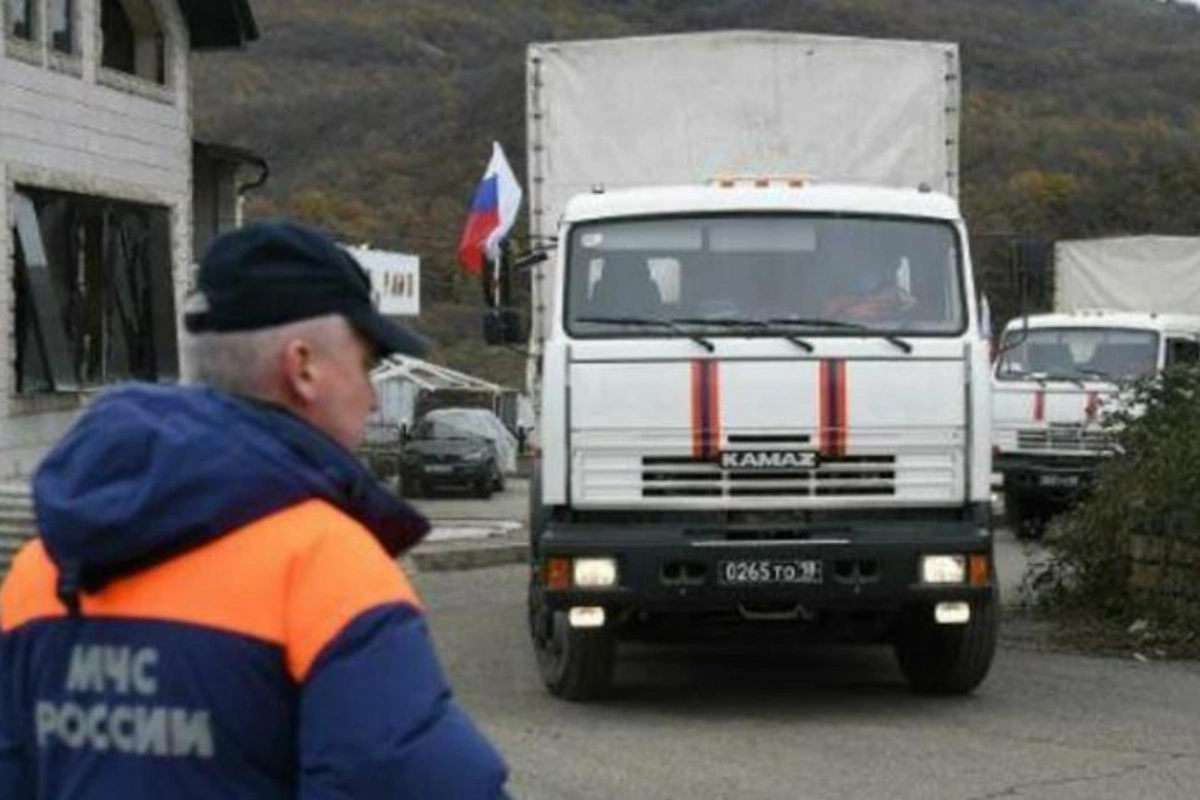 Rus ordusu separatçıları “qaçqın” adıyla Xankəndinə daşıyır