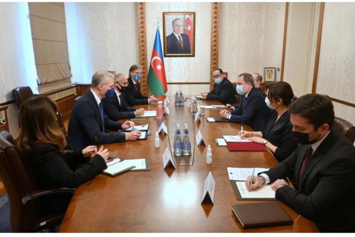 Ceyhun Bayramov Qarabağın bərpasını müzakirə etdi — FOTO