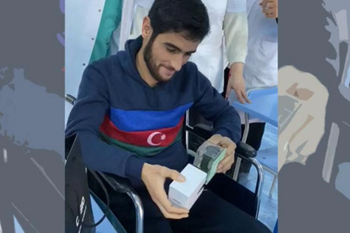 Hərbi hospitalda yaralı əsgərin ad günü qeyd olundu — VİDEO