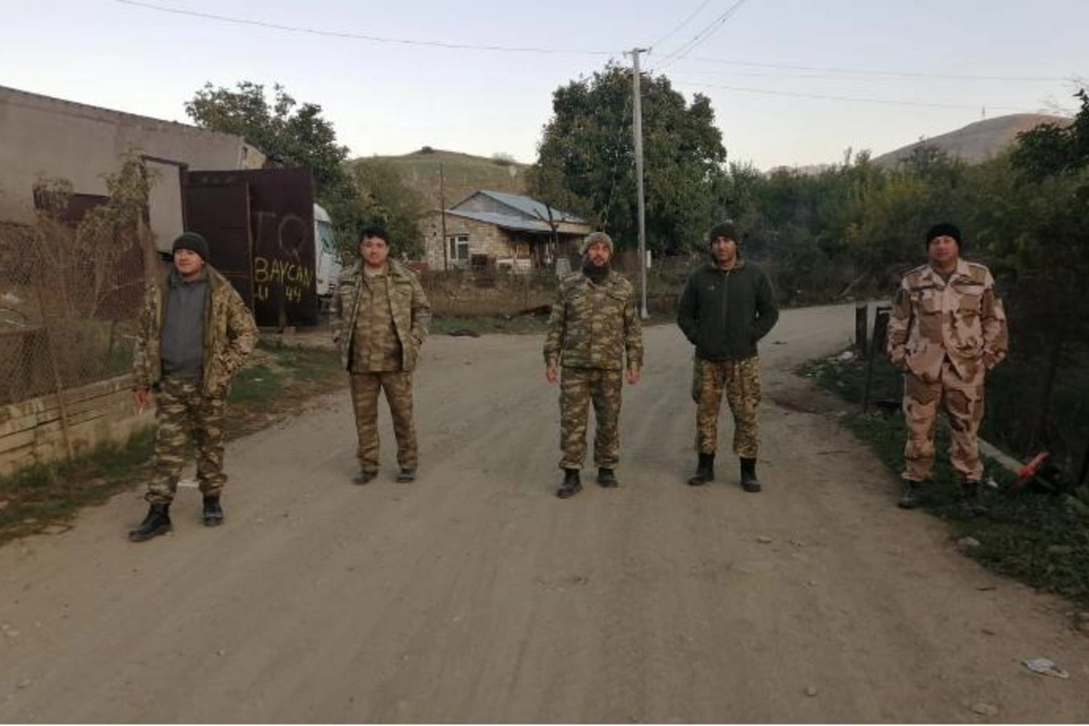 Kapitan Hüseynov və dostları: Əlil zabitin Vətən müharibəsində yazdığı unudulmaz tarix... — FOTOLAR