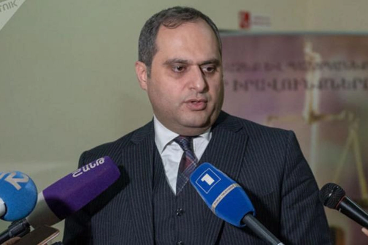 Erməni vəkillər də Paşinyanın istefası tələbinə qoşuldu