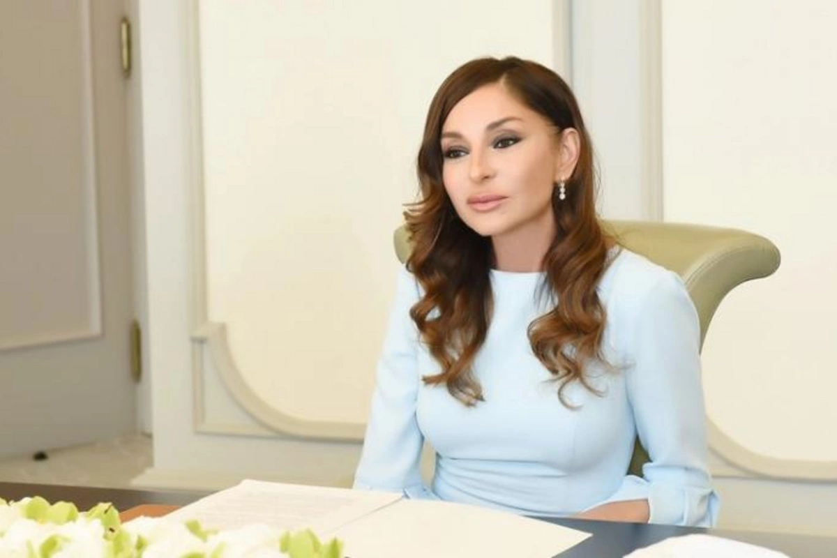 Mehriban Əliyeva xristian icmasını Pasxa bayramı münasibətilə təbrik etdi