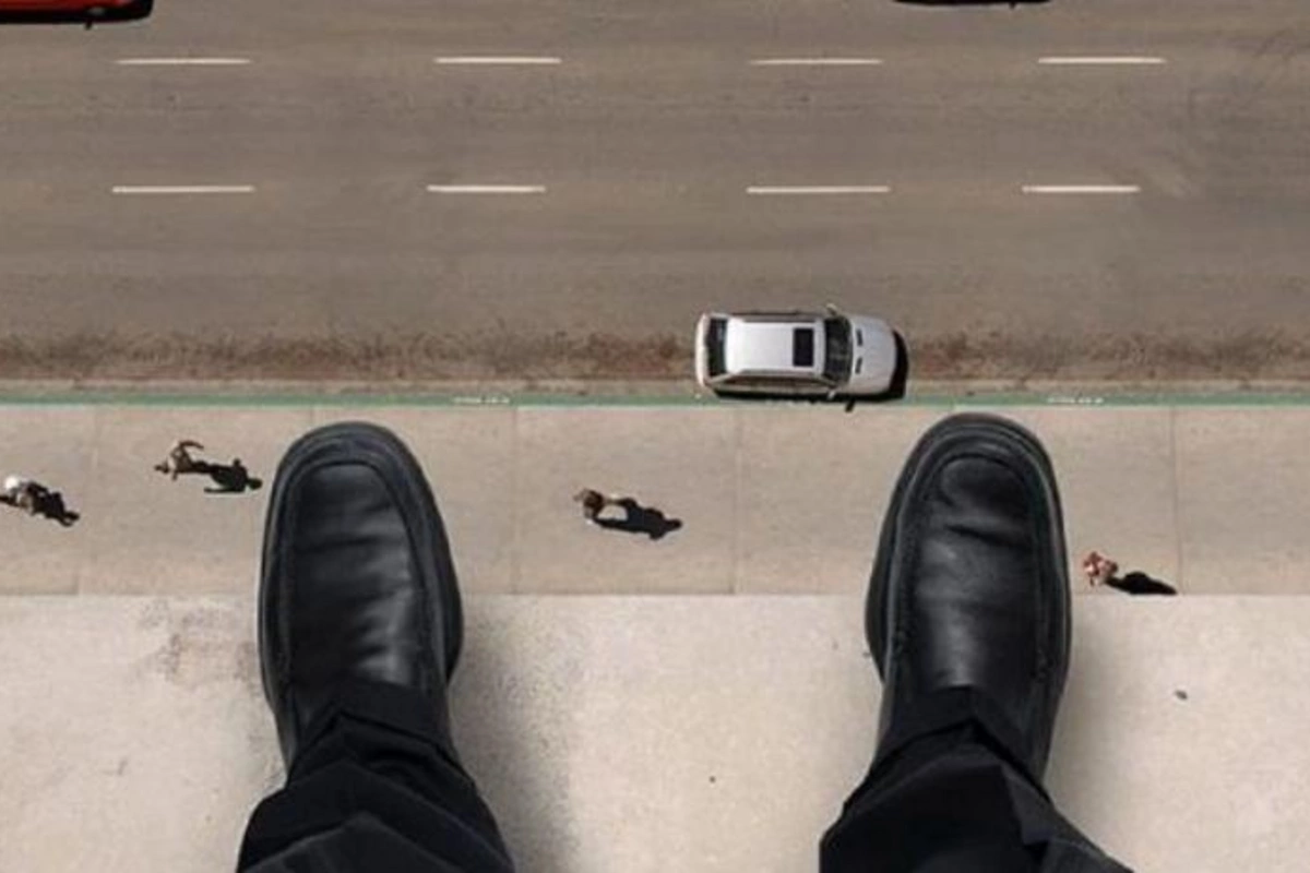 Nazirlik intihar etmək istəyənlərlə bağlı məlumat yaydı