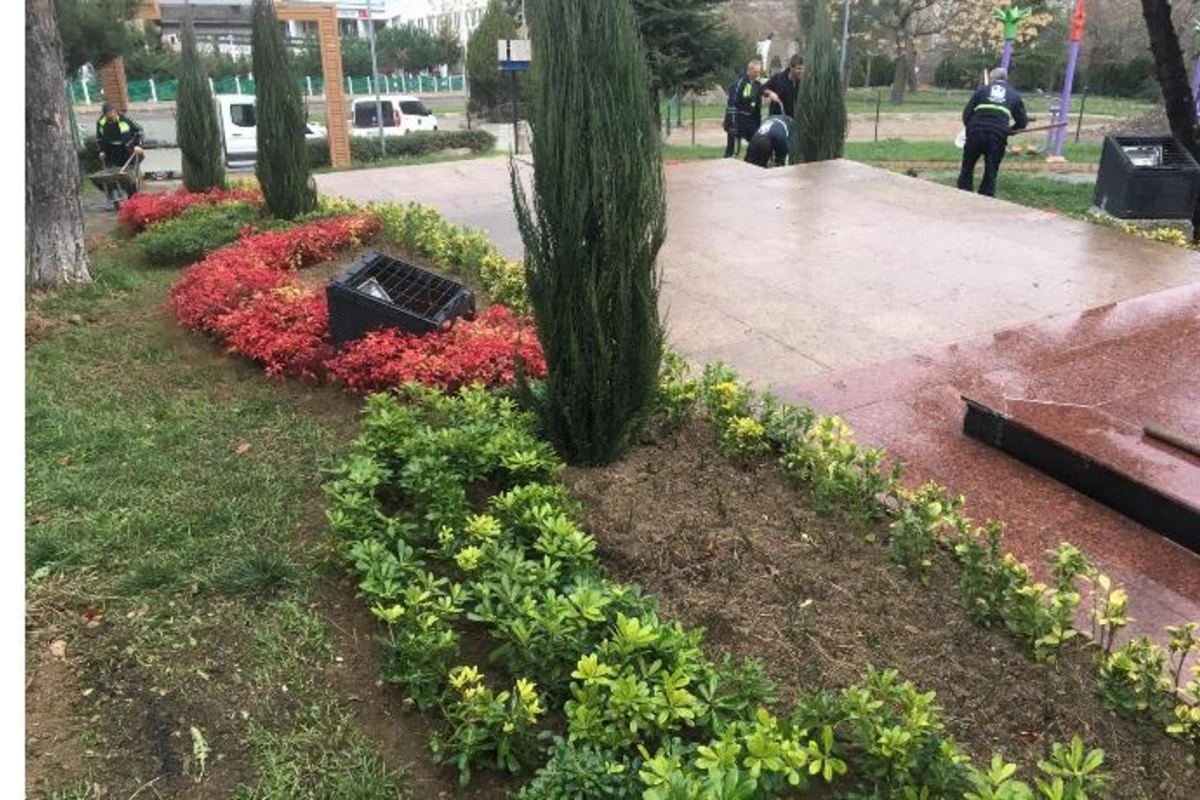 Bursadakı Heydər Əliyev Parkı əsaslı şəkildə təmir olunur — FOTOLAR