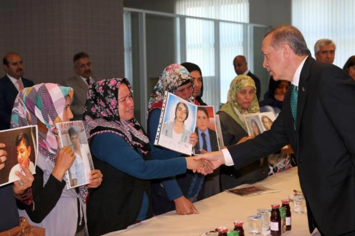 Diyarbəkirli anaların etiraz aksiyasının 501-ci günü — FOTO