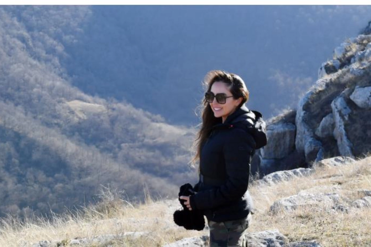 Leyla Əliyevadan Azərbaycan xalqına təbrik — FOTO