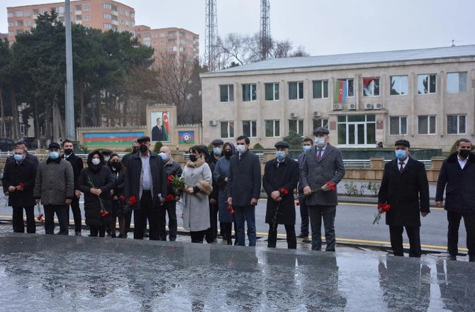 20 Yanvar hadisələrində şəhid olan insanların ailələri və əlillərlə görüş keçirildi — FOTOLAR 20 Yanvar hadisələrində şəhid olan insanların ailələri və əlillərlə görüş keçirildi — FOTOLAR