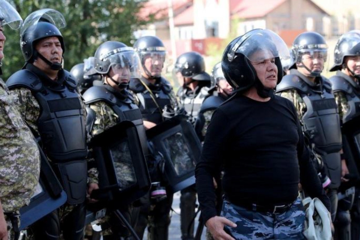 Qırğızıstanda hərbi hissədə terror törətmək istəyən şəxs tutuldu