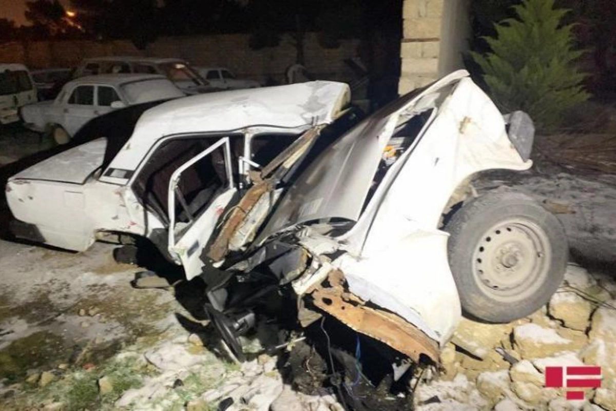 Bakıda körpünün üzərində 11 avtomobil toqquşdu — FOTOLAR