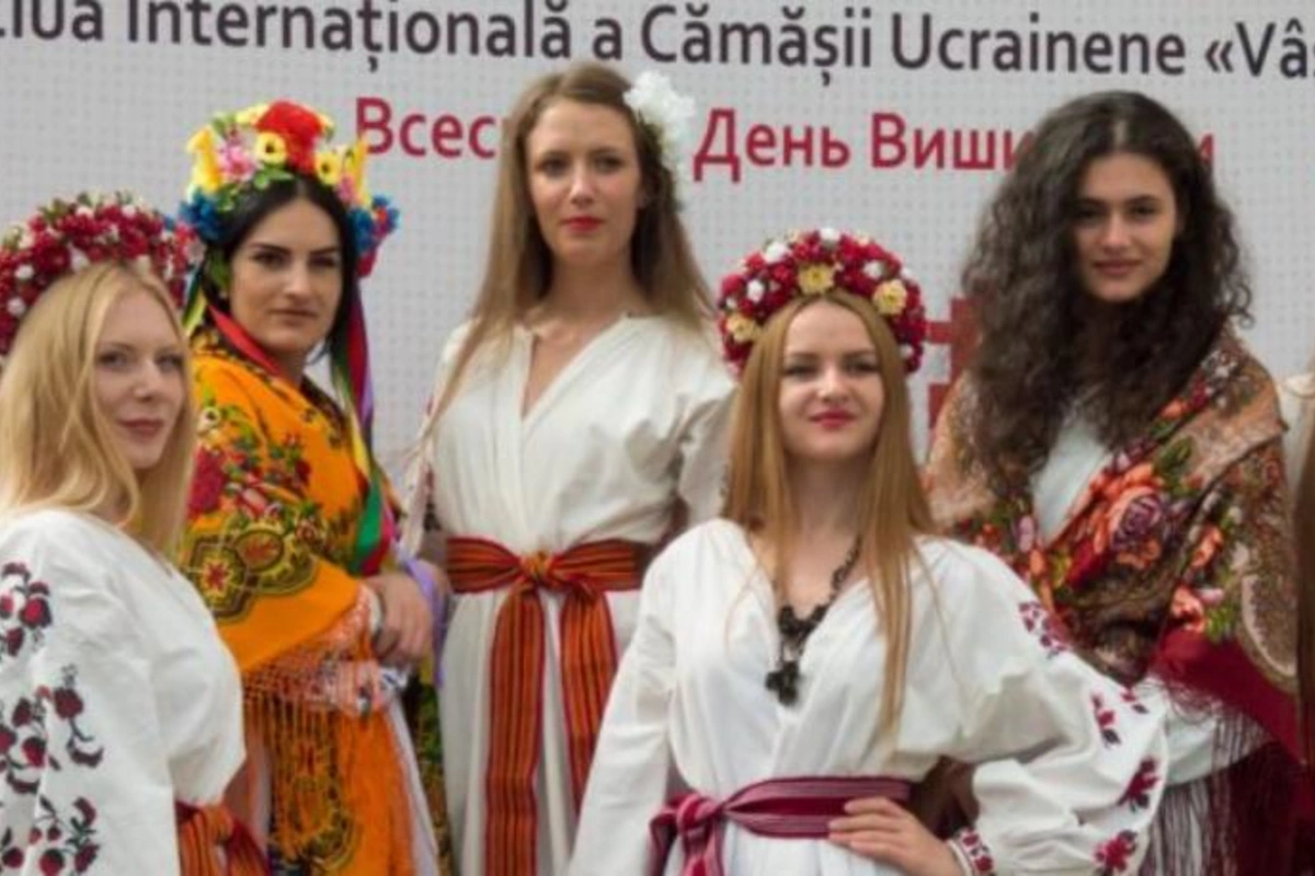 Moldovada rus dilinin xüsusi statusu ləğv olundu