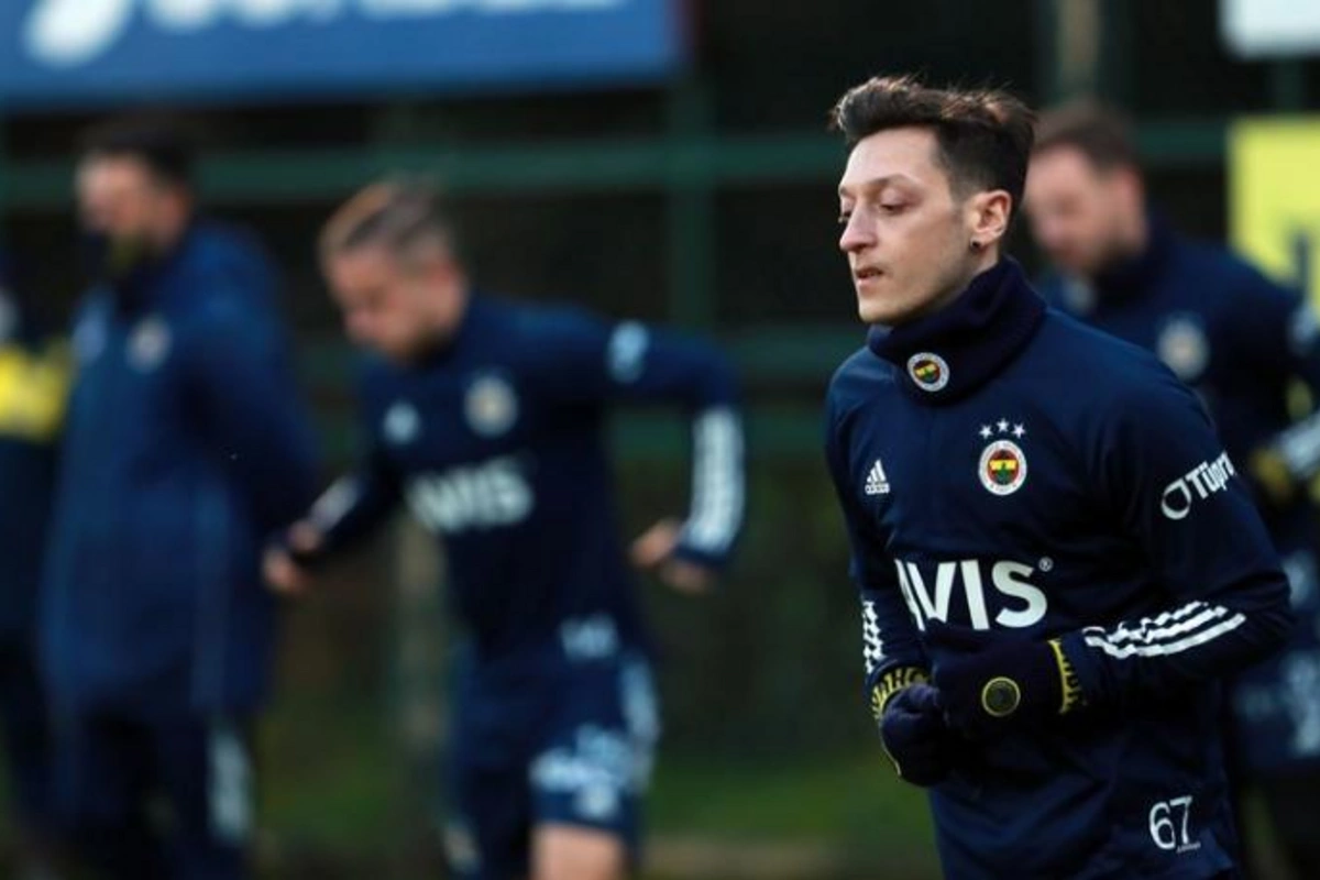 Mesut Özil: Azərbaycana məni dəstəklədikləri üçün təşəkkür edirəm