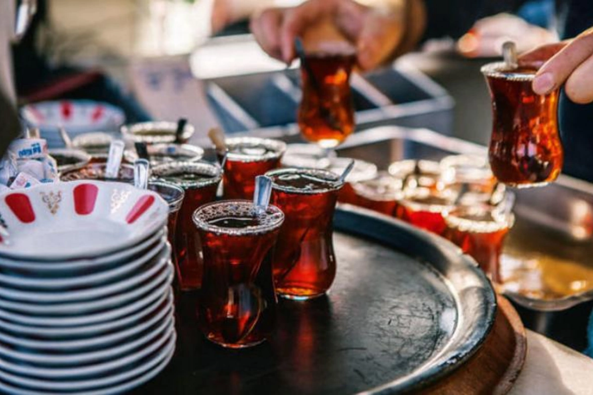 Karantin qaydalarını pozan çayxana aşkar edildi