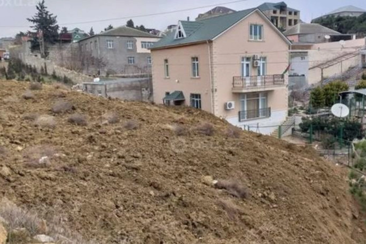 Badamdardakı sürüşmənin səbəbləri açıqlandı — FOTO/VİDEO