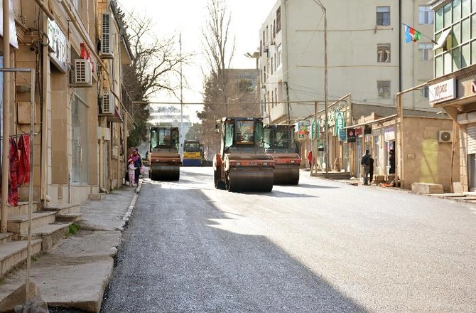 Xırdalanda daha bir küçə əsaslı şəkildə yenidən qurulur — FOTOLAR Xırdalanda daha bir küçə əsaslı şəkildə yenidən qurulur — FOTOLAR