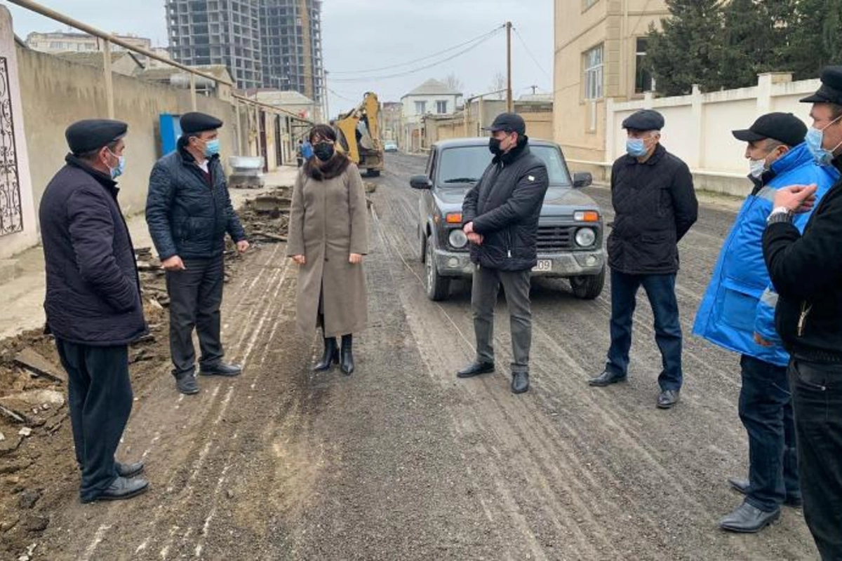 Xırdalanda növbəti küçələrin asfaltlanmasına başlanıldı — Başçı əraziyə gəldi