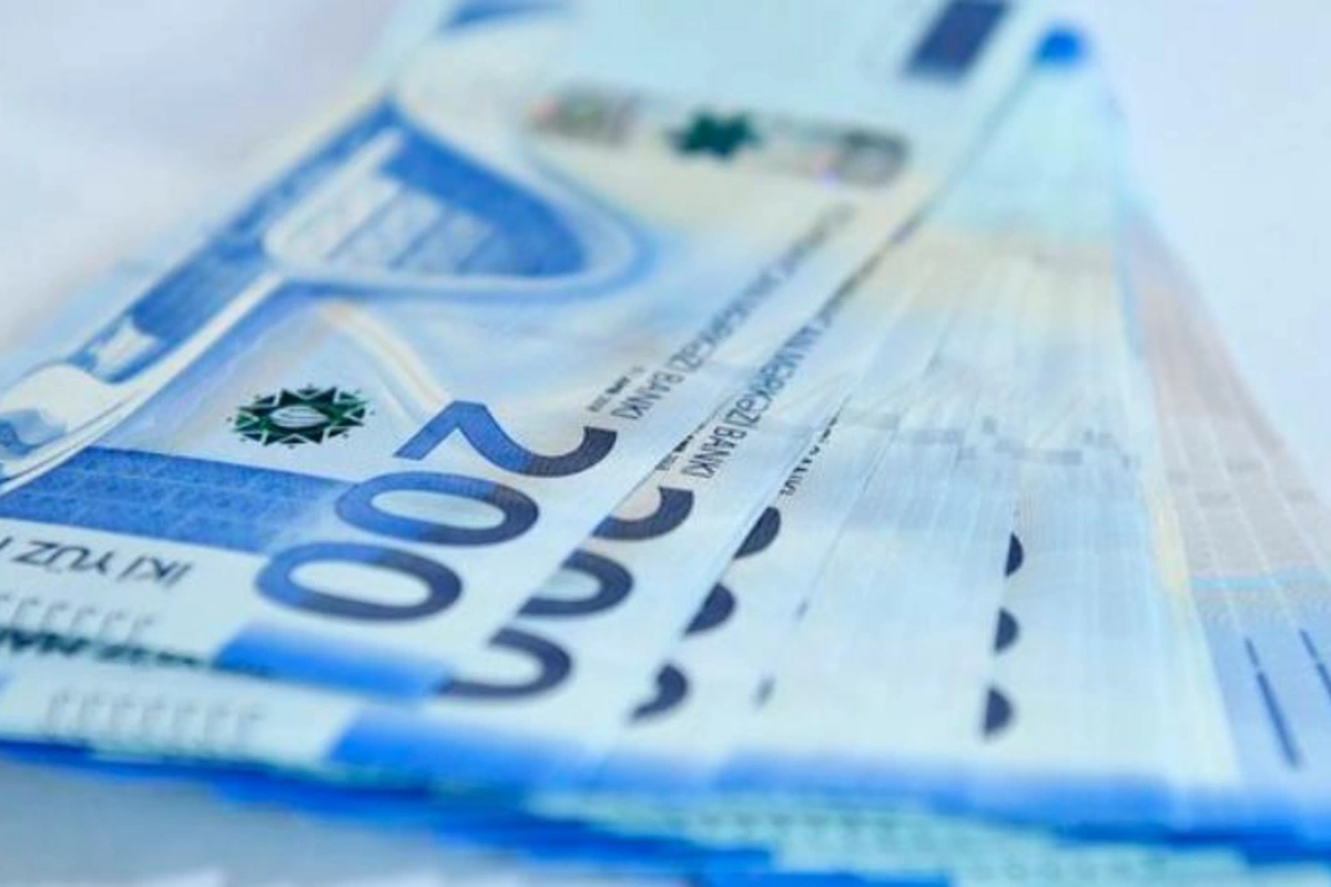 Bakıda keçmiş işçisi şirkət rəhbərini aldatdı: 32 min manat aldı