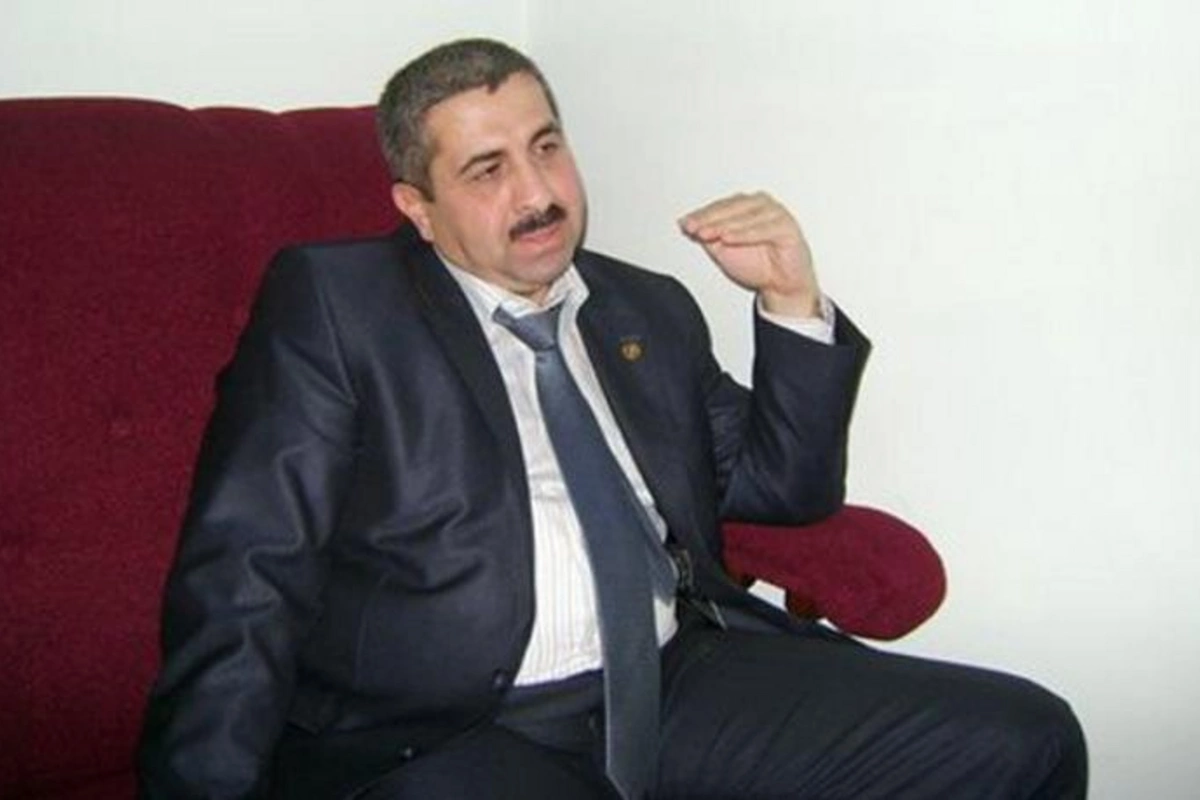 Eynulla Fətullayev: Etibar Hüseynov, bəsdir 2000 manatın davasını aparırsan?
