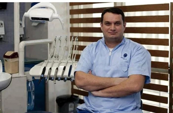 Sabiq baş həkimin məhkəməsindən: 51 min manatdan çox pul alıb, həmin məbləğin 7500 manatı... Sabiq baş həkimin məhkəməsindən: 51 min manatdan çox pul alıb, həmin məbləğin 7500 manatı...