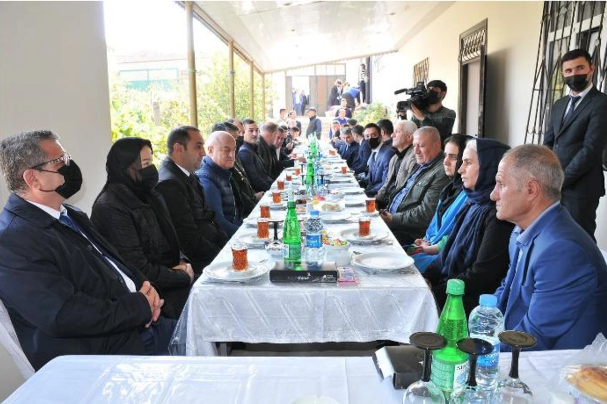Abşeronda şəhidlərə il mərasimi keçirildi — FOTOLAR