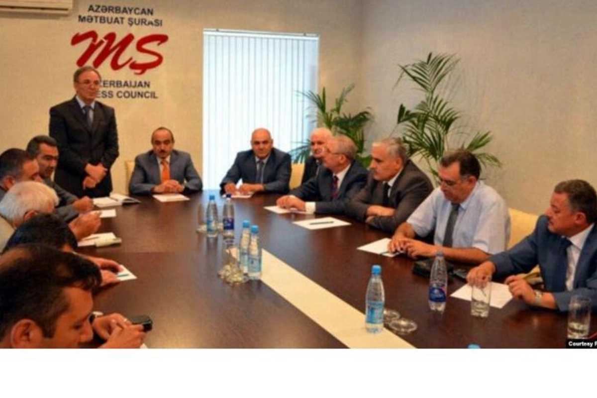 Bir ay birinin pulunu kəssinlər, görün nə hoqqadan çıxacaqlar