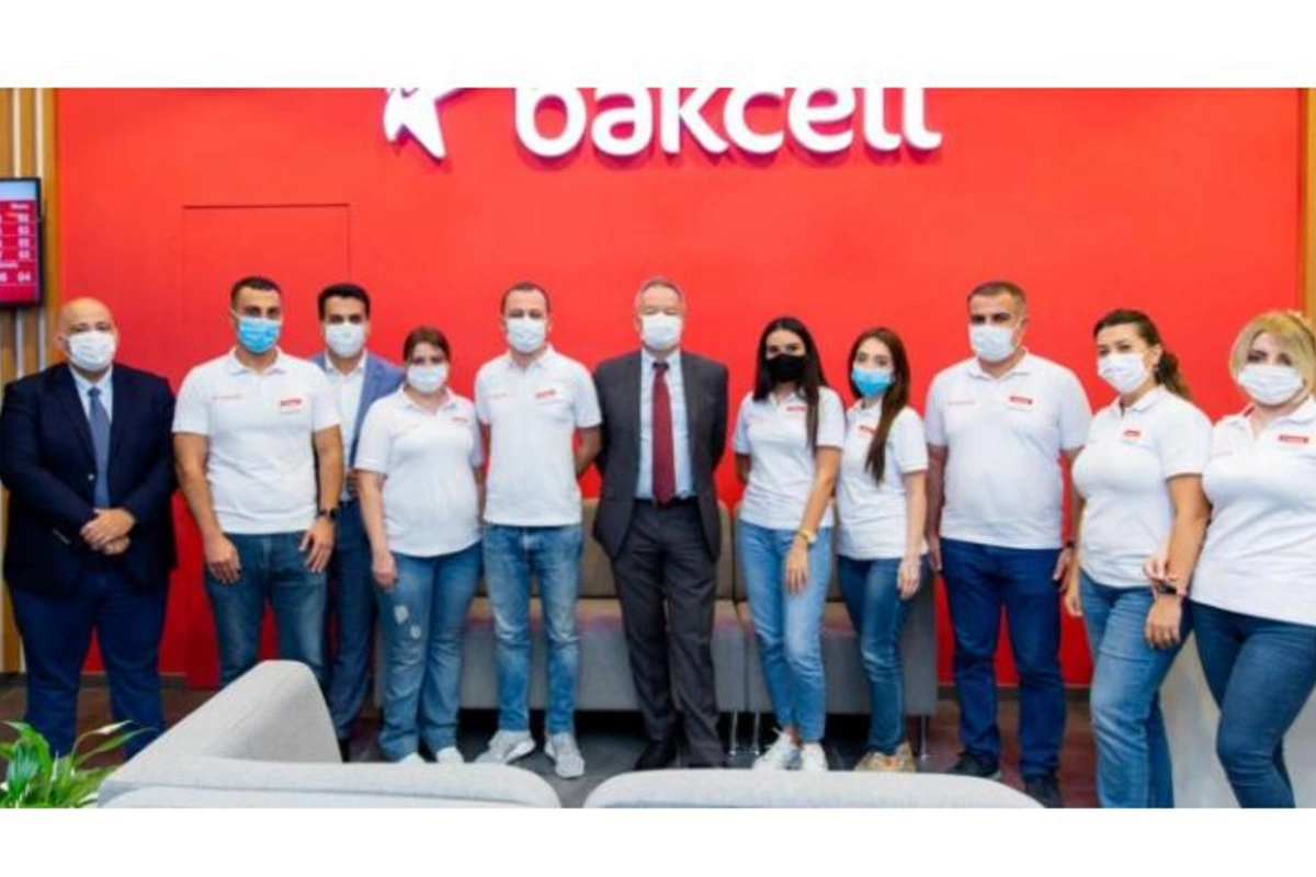 Bakcell Bakının mərkəzində yenilənmiş konsept mağazasını təqdim etdi — VİDEO