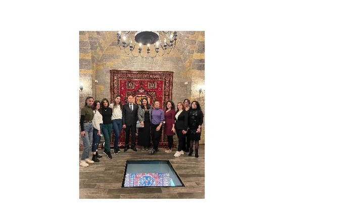 Xalq rəssamı Kamil Əliyevin 100 illik yubileyi “Azərxalça” da qeyd olundu — FOTO