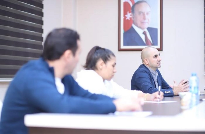 GİN yanında İctimai Şuranın İdman Komitəsinin ilk iclası keçirildi — FOTOLAR