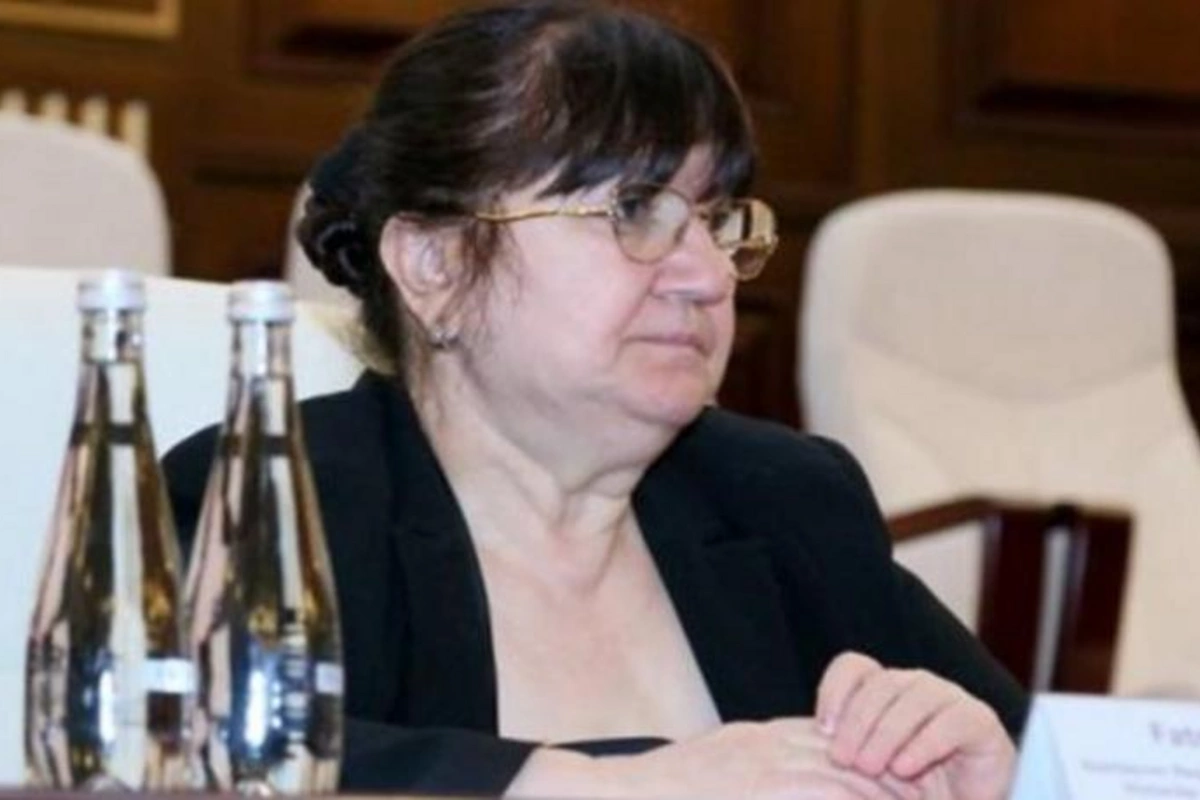 Fatma Abdullazadənin ölkədən çıxışına qadağa qoyulub — Aeroportdan geri qaytarılıb
