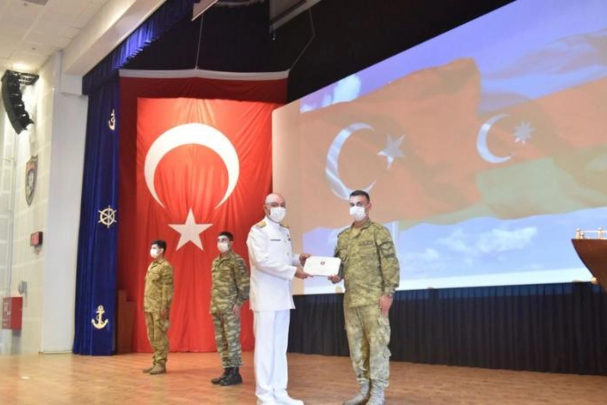 Türkiyədə kurs bitirən Azərbaycan hərbi dənizçilərinin buraxılış mərasimi keçirildi — FOTO