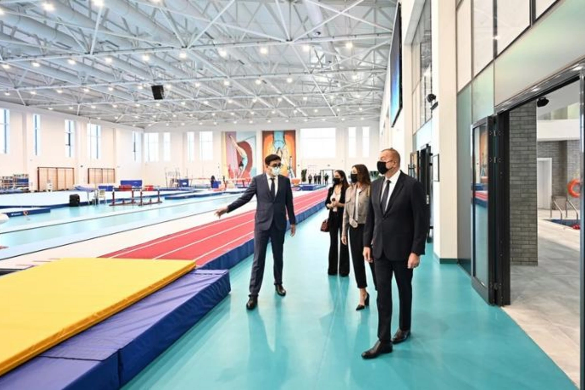 Prezident Milli Gimnastika Arenasının yeni məşq binasında yaradılan şəraitlə tanış oldu — YENİLƏNİB