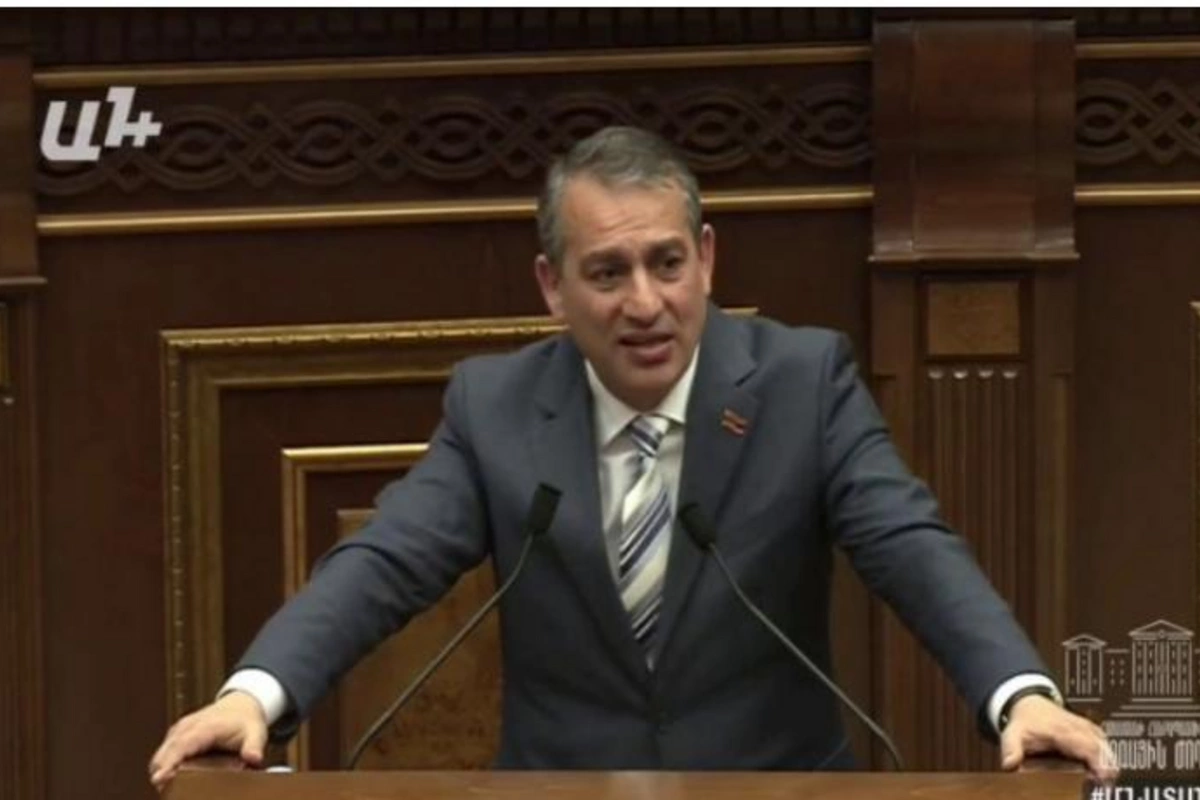 “Əminəm ki, bir ilədək azərbaycanlılar İrəvana, biz isə Bakıya sərbəst gəlib-gedəcəyik...”
