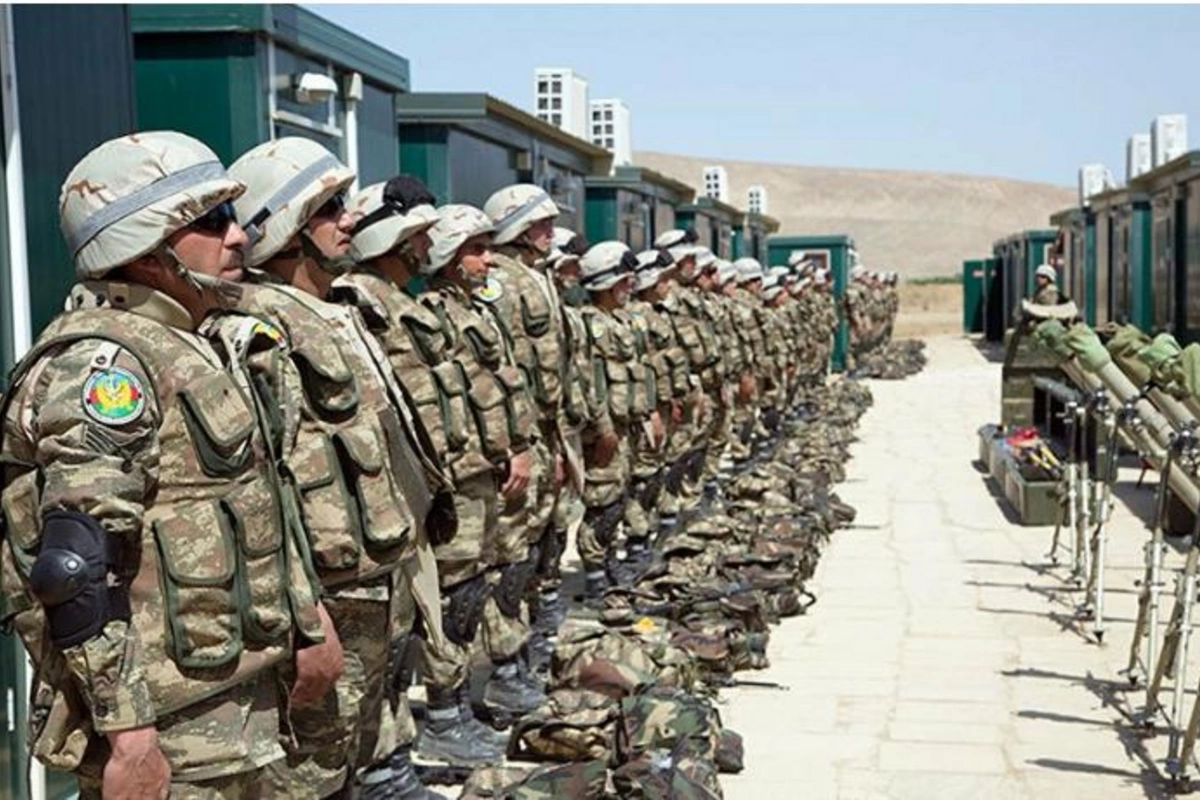 Azərbaycanda ehtiyatda olan hərbçilərin toplanışı başladı