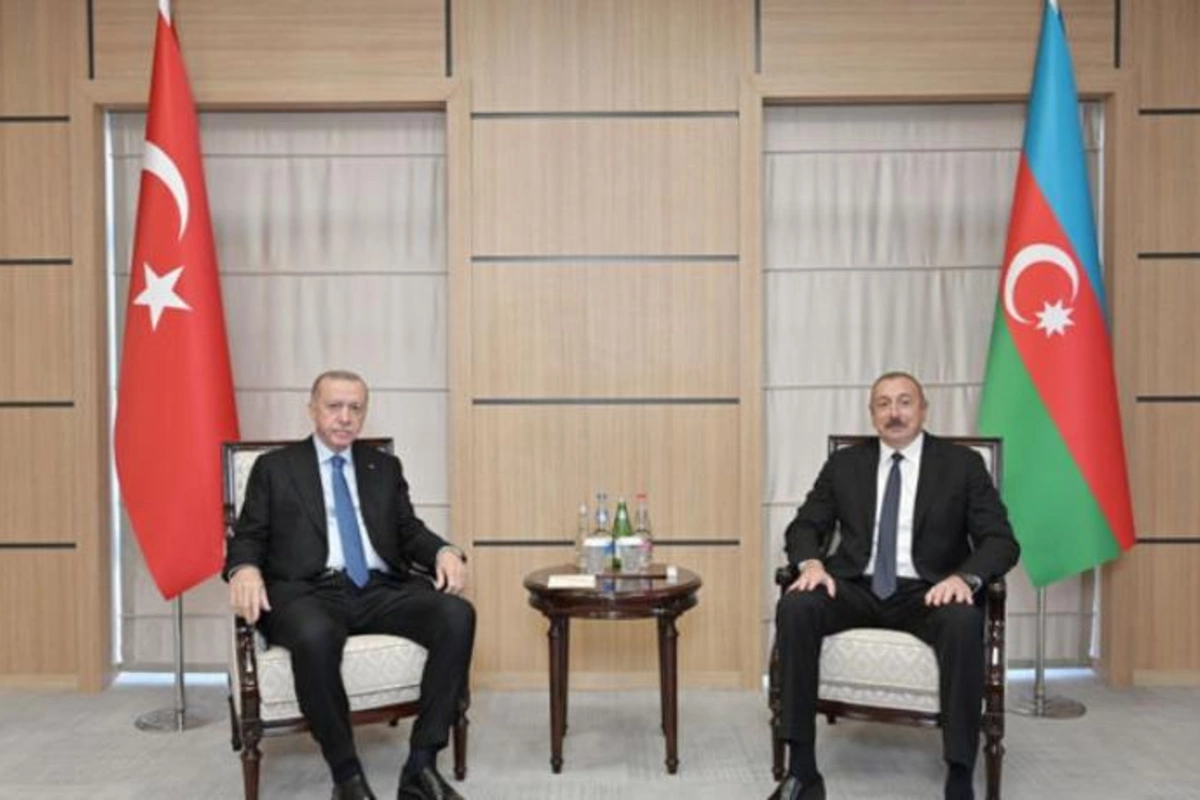 Azərbaycan və Türkiyə prezidentlərinin təkbətək görüşü baş tutub — FOTO