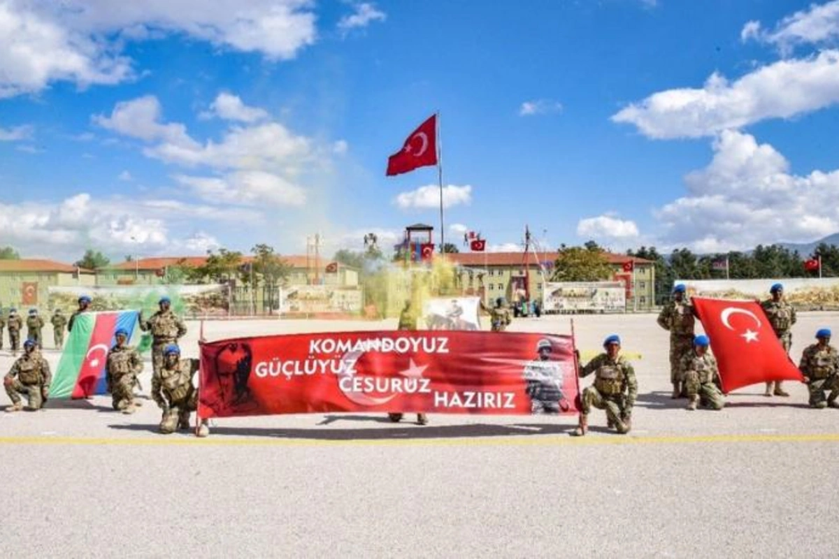 Azərbaycan Ordusunun 383 xüsusi təyinatlısı Türkiyədə təlimi başa vurdu — FOTOLAR