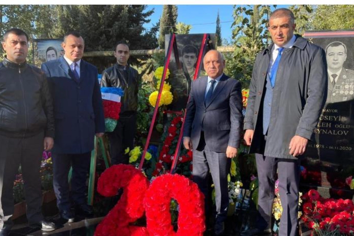 Salyanda Vətən Müharibəsi şəhidinin məzarı ziyarət olundu — FOTOLAR