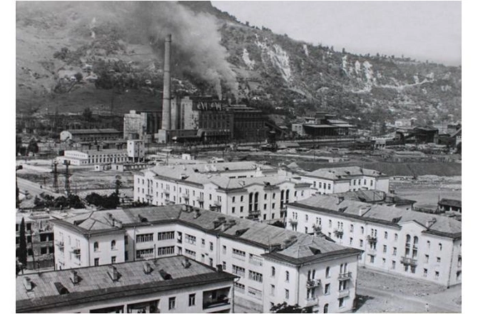 Əməkdar inşaatçı Mahmud Abdullayevin portreti — FOTOLAR