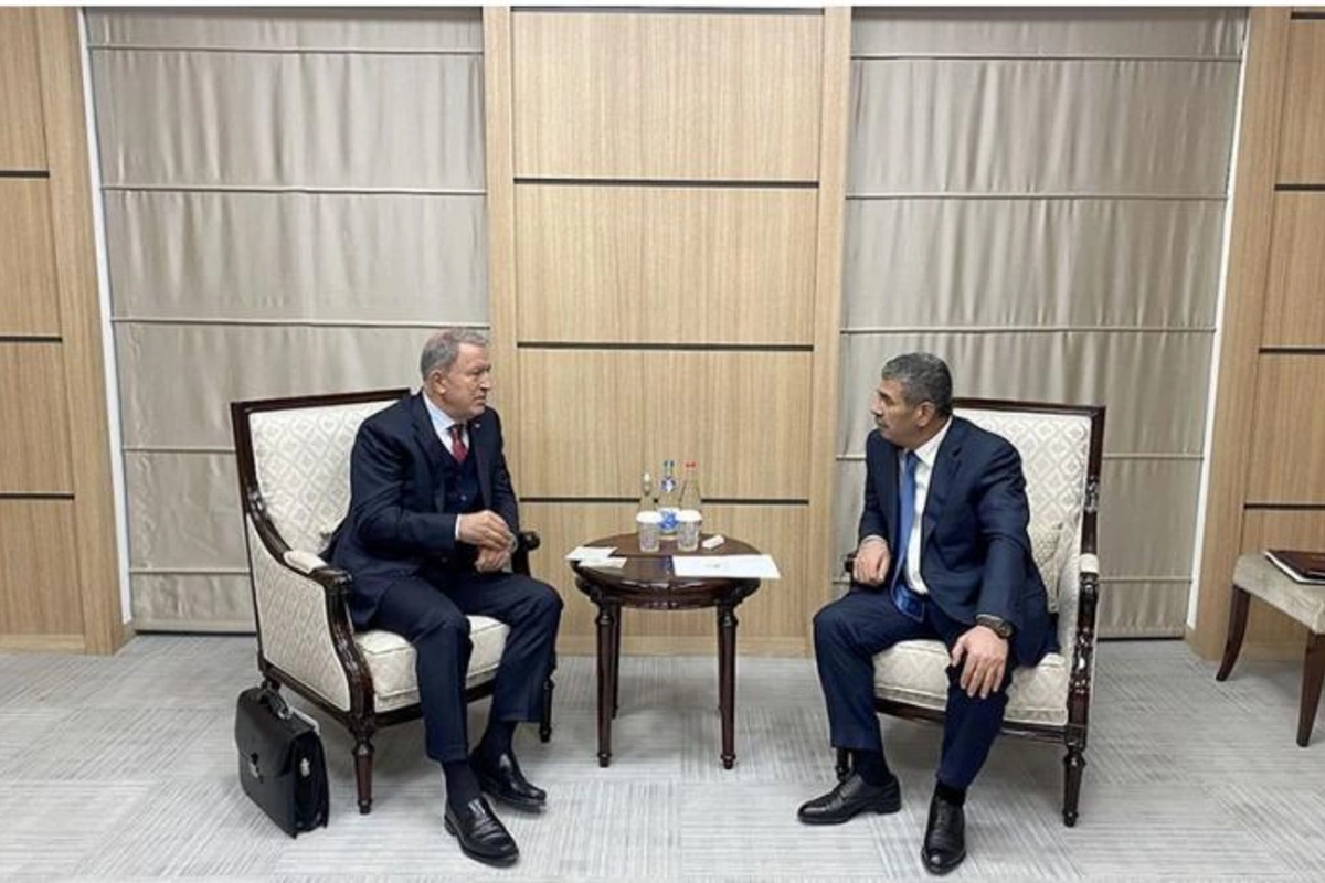 Zakir Həsənovla Hulusi Akar arasında görüş oldu