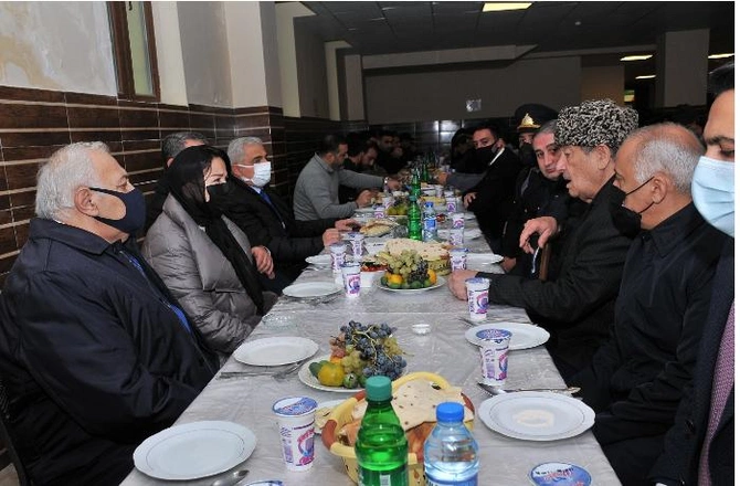 Abşeronda şəhid Fərid Məmmədovun xatirəsinə ucaldılan abidə-bulaq kompleksinin açılışı olub, il mərasimi keçirilib — FOTO