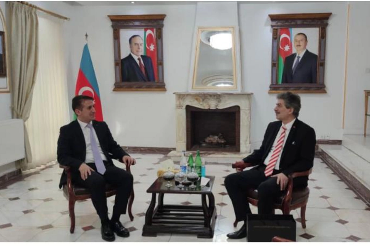 Azərbaycan və Türkiyə səfirləri görüşdü