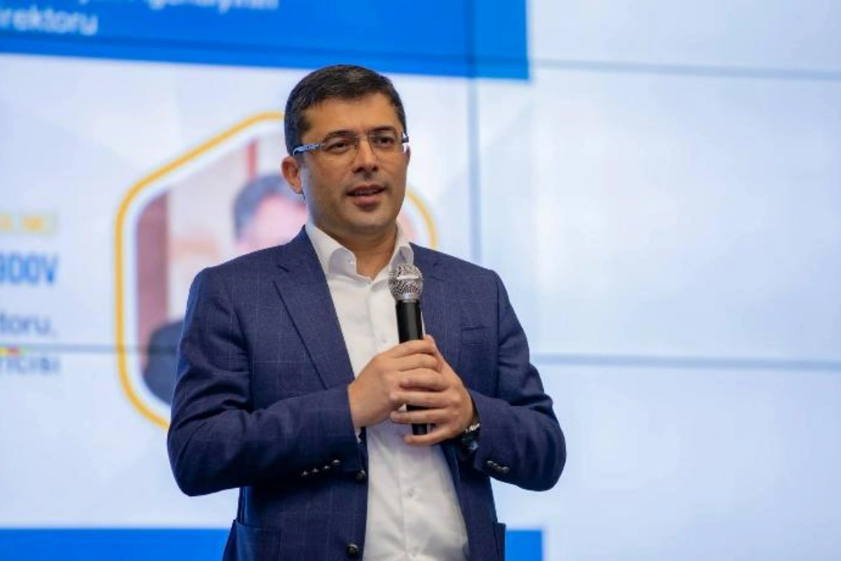 RİİB və MEDİA könüllüləri üçün “Media savadlılığı” mövzusunda təlim keçirilib — FOTO
