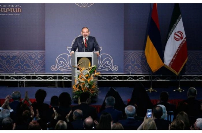 Mollalar unutmasınlar: Cənublu soydaşlarımız Bakıdan edilən bir çağırışa hər an ayağa qalxa bilərlər! — TƏHLİL Mollalar unutmasınlar: Cənublu soydaşlarımız Bakıdan edilən bir çağırışa hər an ayağa qalxa bilərlər! — TƏHLİL