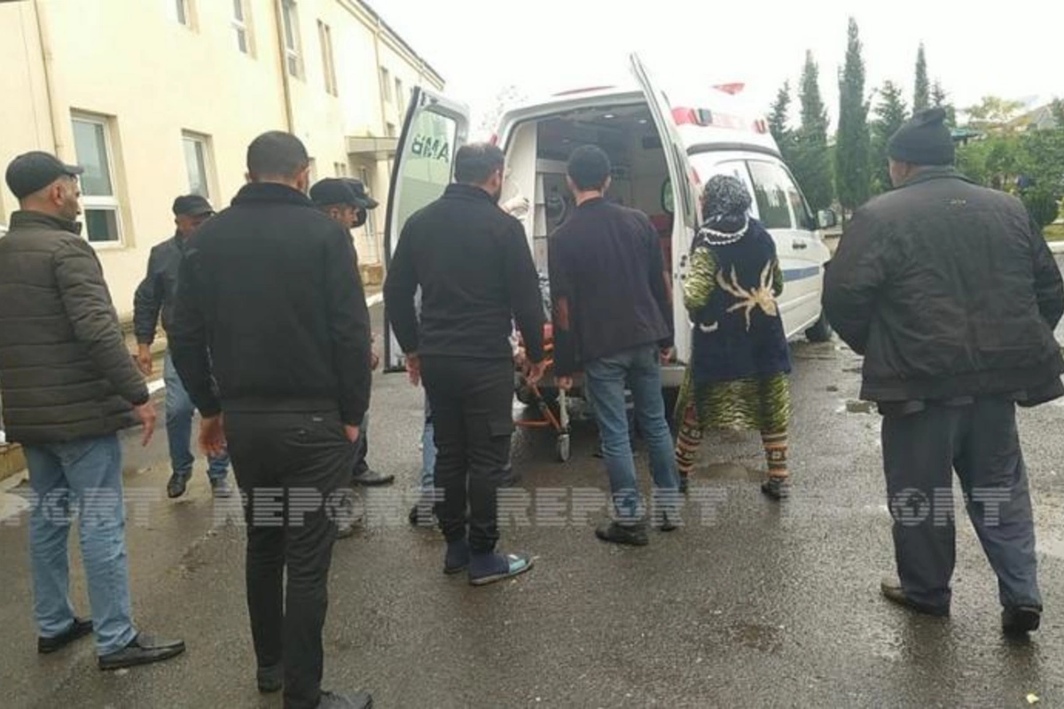 Oğuzda 66 yaşlı qadın boğazını kəsdi