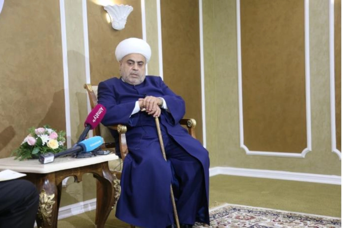 Şeyxülislam: “Bəzi siyasətçilərin dindən siyasi məqsəd üçün istifadə halları artır”