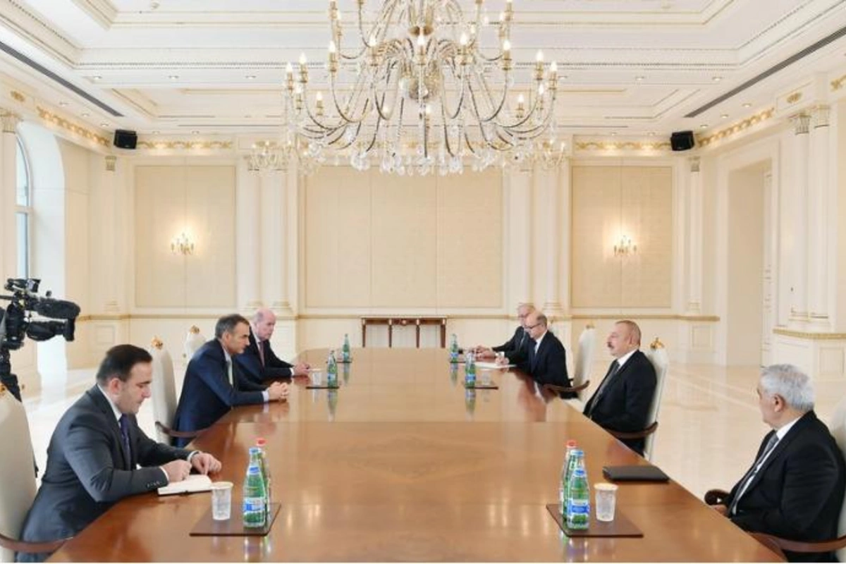 İlham Əliyev BP qrupunun baş icraçı direktorunu qəbul etdi