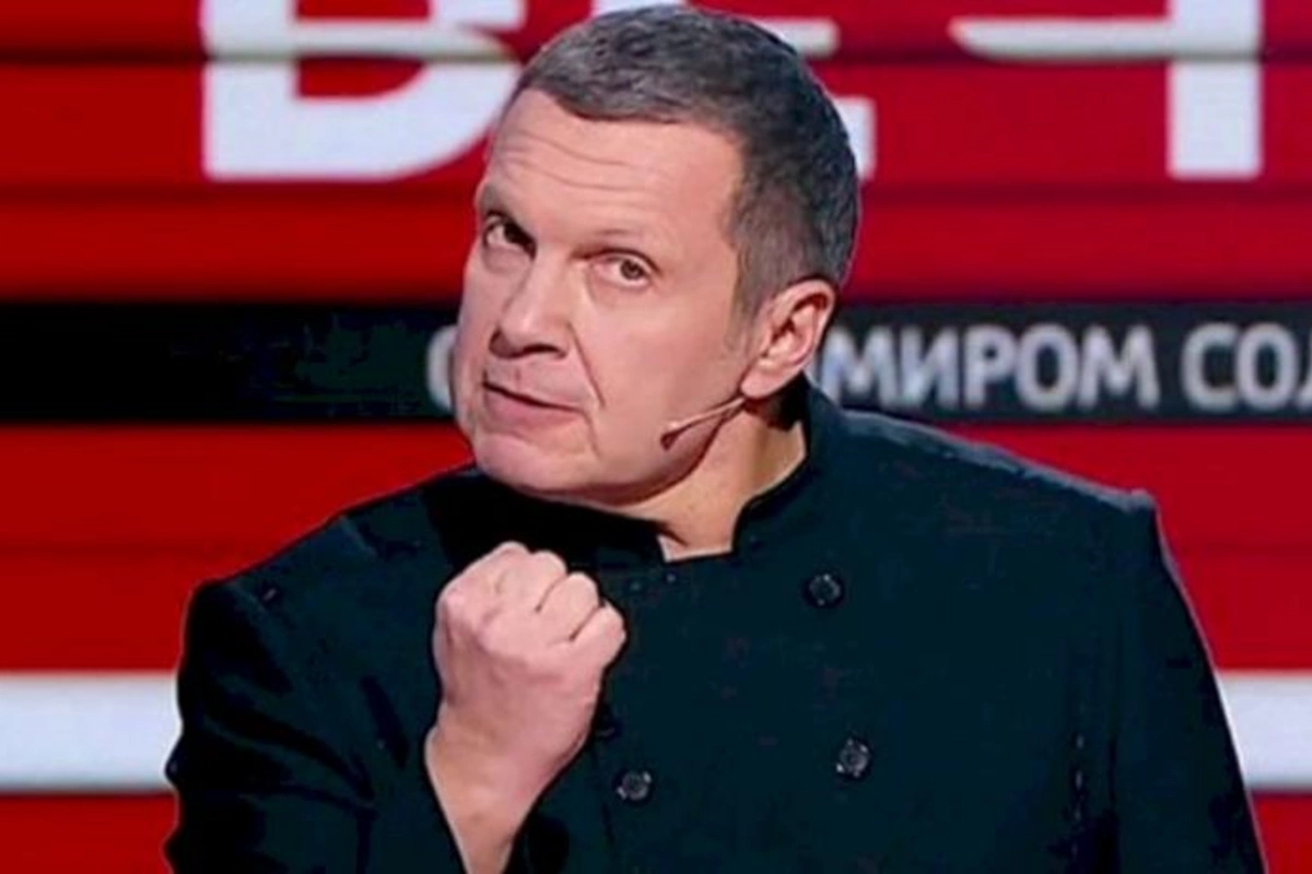 Yutub ermənipərəst aparıcı Vladimir Solovyovun kanalını blokladı