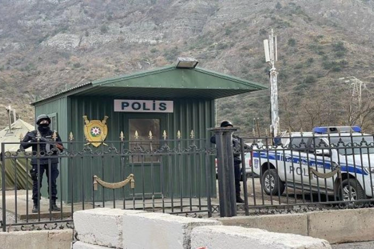 Azərbaycan polisi Gorus-Qafan yolunda — FOTOLAR