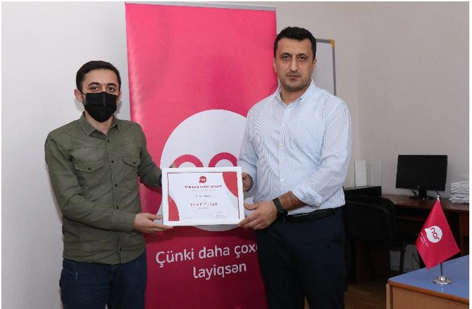 “Nar”ın keçirdiyi “Mobil rabitənin əsasları” təlimi yekunlaşdı — FOTOLAR “Nar”ın keçirdiyi “Mobil rabitənin əsasları” təlimi yekunlaşdı — FOTOLAR