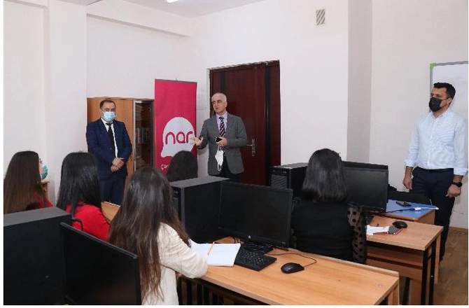 “Nar”ın keçirdiyi “Mobil rabitənin əsasları” təlimi yekunlaşdı — FOTOLAR “Nar”ın keçirdiyi “Mobil rabitənin əsasları” təlimi yekunlaşdı — FOTOLAR